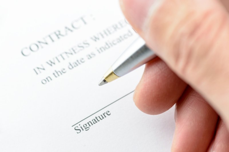 10 tips before signing a pool company’s contract